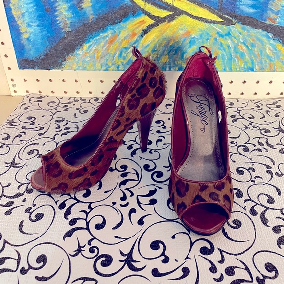Fergie. Animal print. Size 5. 4’ heels.